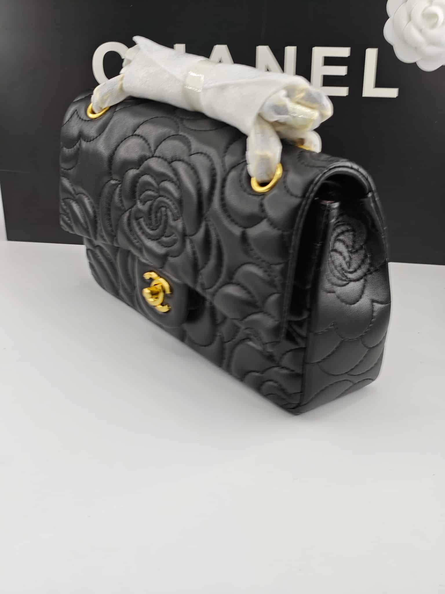 CN BAG/ 25 x 15 x 7 cm 