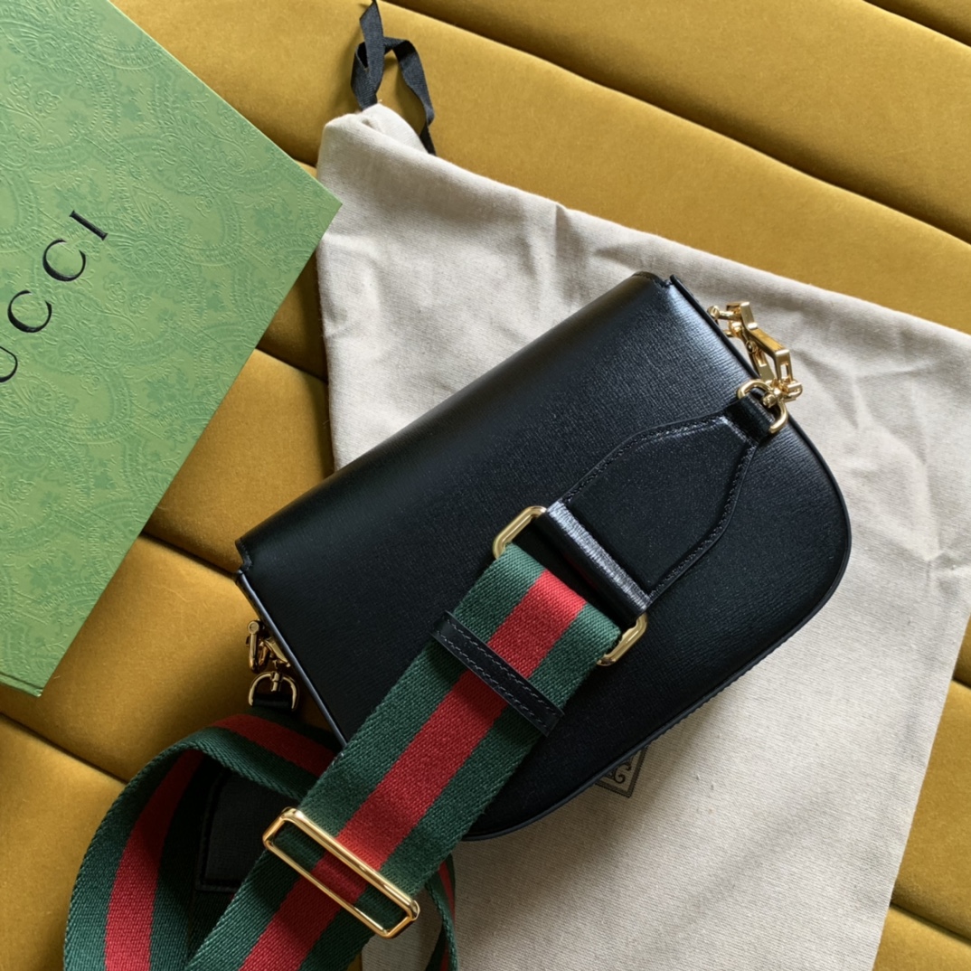 GG BAG/ 20.5 x 14.5 x 5 cm