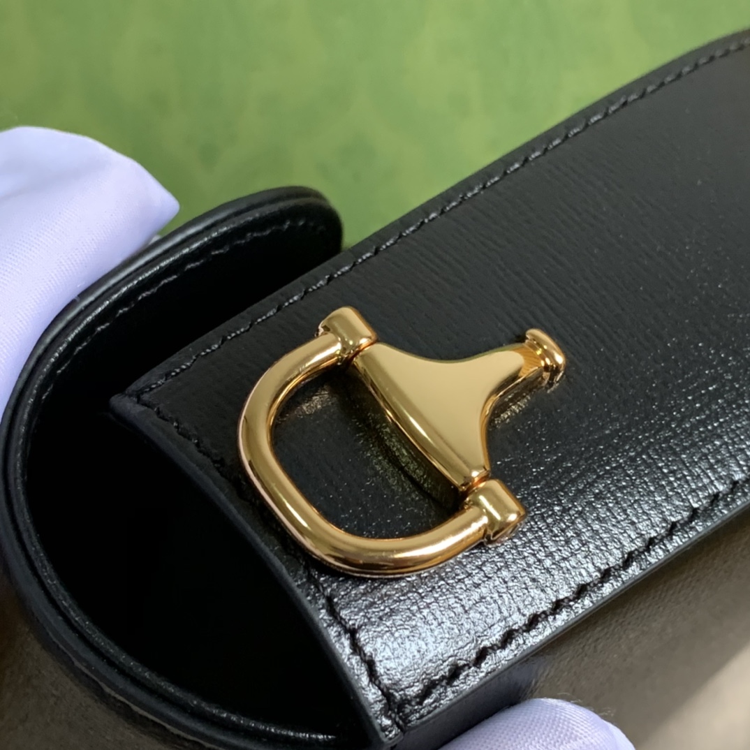 GG BAG/ 20.5 x 14.5 x 5 cm