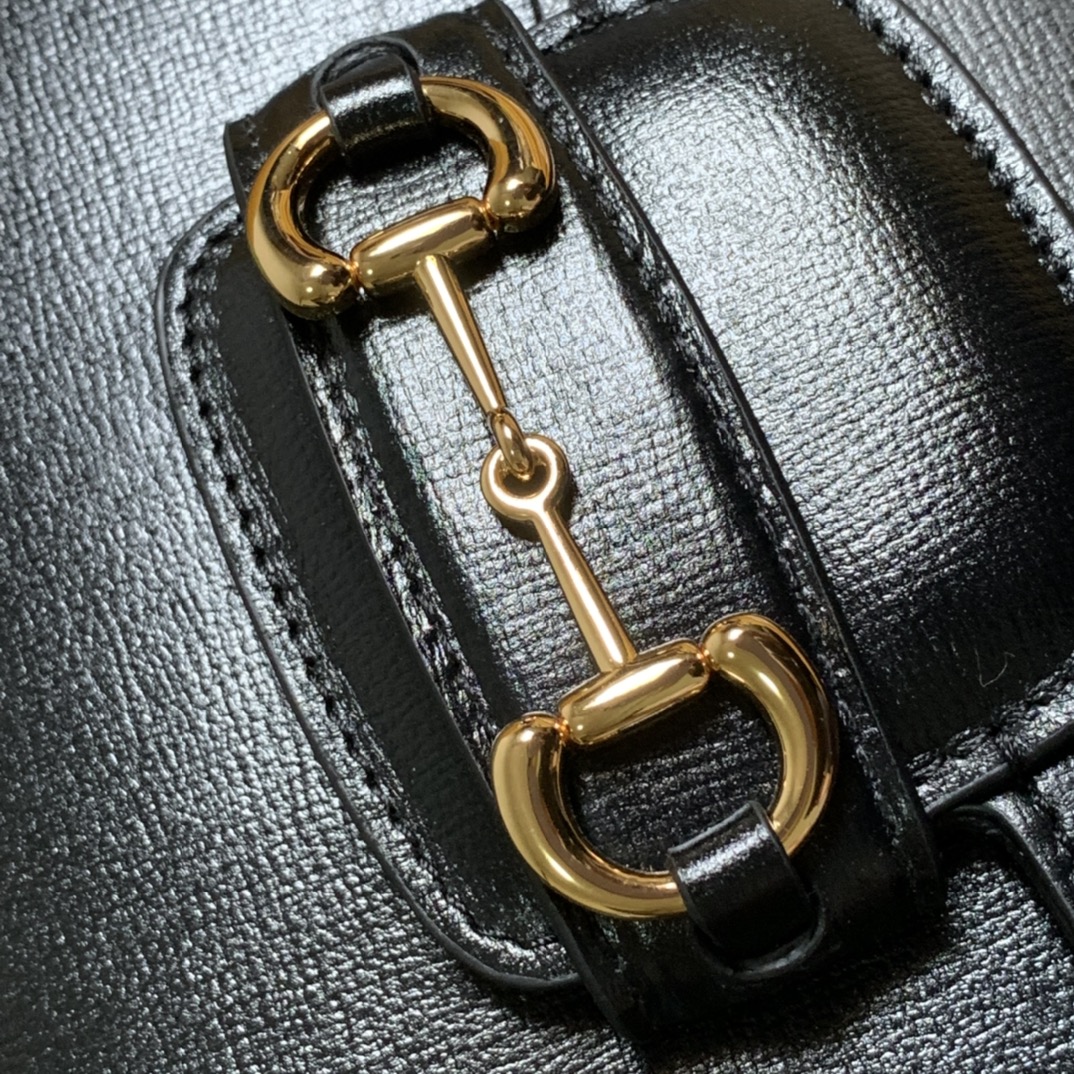 GG BAG/ 20.5 x 14.5 x 5 cm