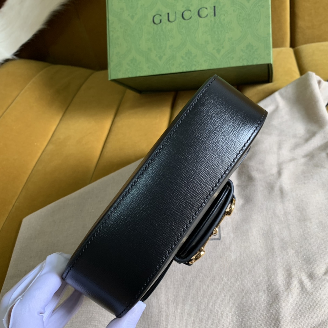 GG BAG/ 20.5 x 14.5 x 5 cm