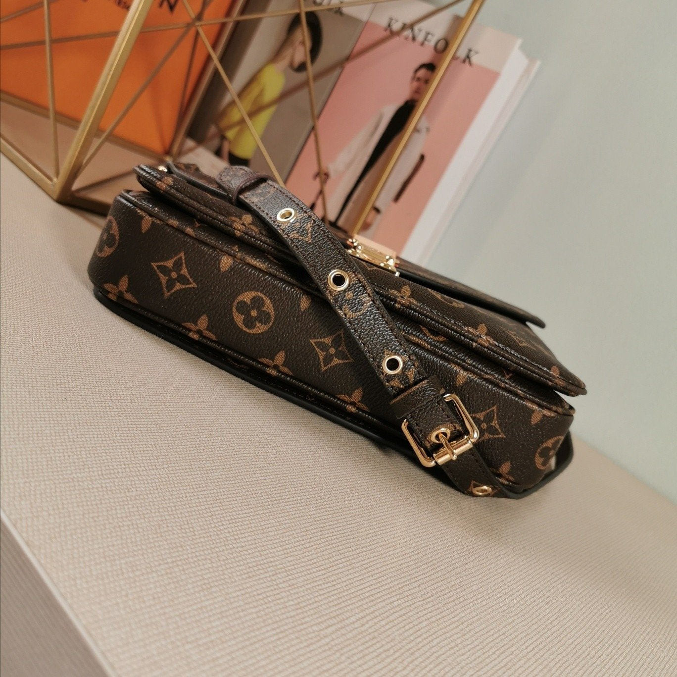 LV BAG