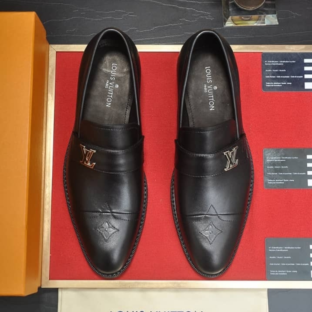 LV MEN SHOES