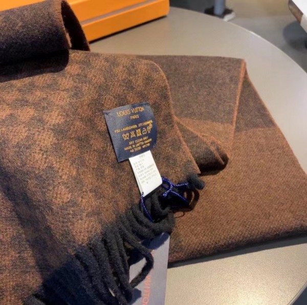 LV Scarf/  15.7 x 75.6 inches