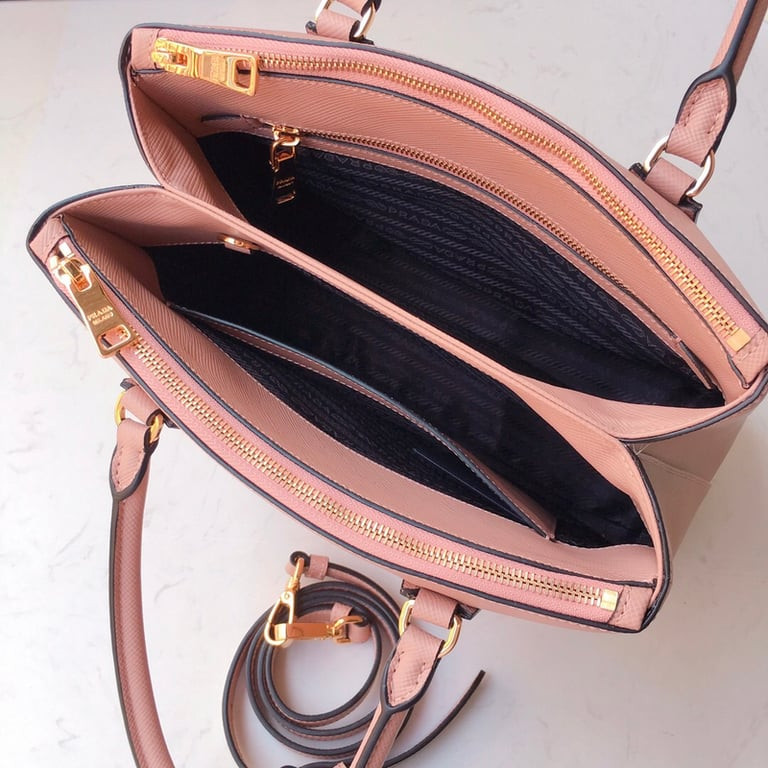 Prada bag/ 12 x 19 x 7 cm 