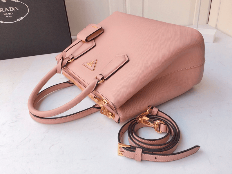 Prada bag/ 12 x 19 x 7 cm 