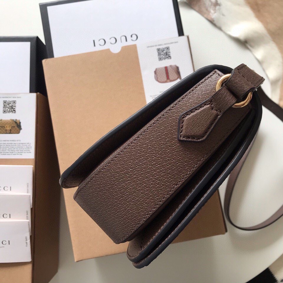 GC BAG/ 25 x 18 x 9 cm