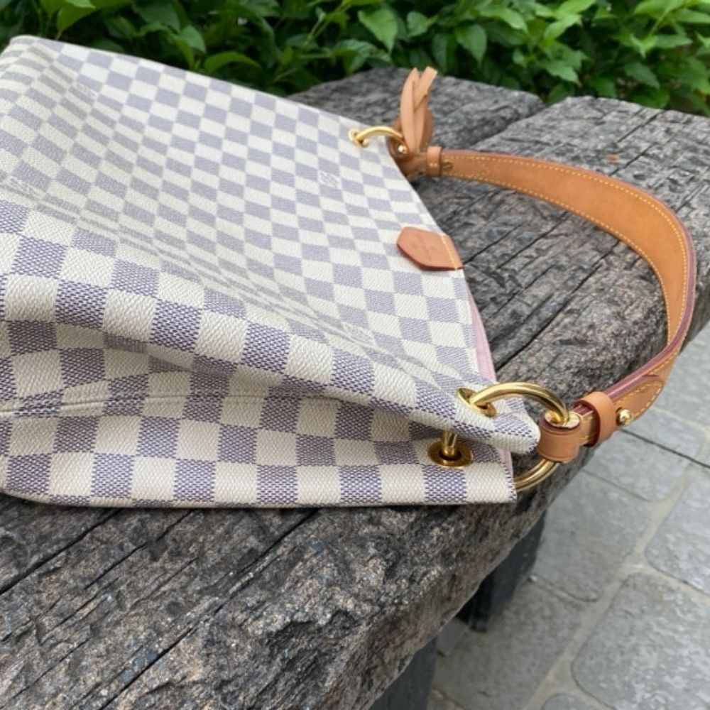 LV BAG/ 35 x 30 x 11 cm