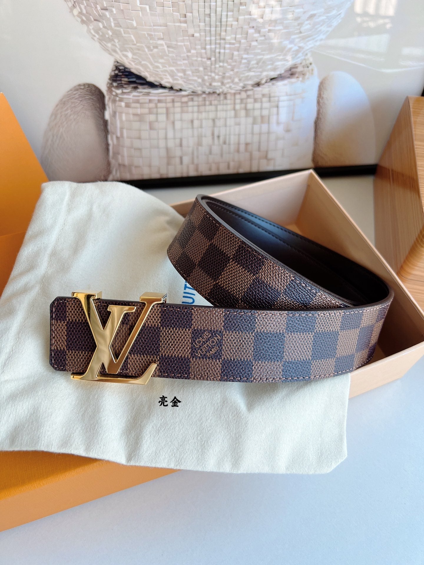 lv belts 