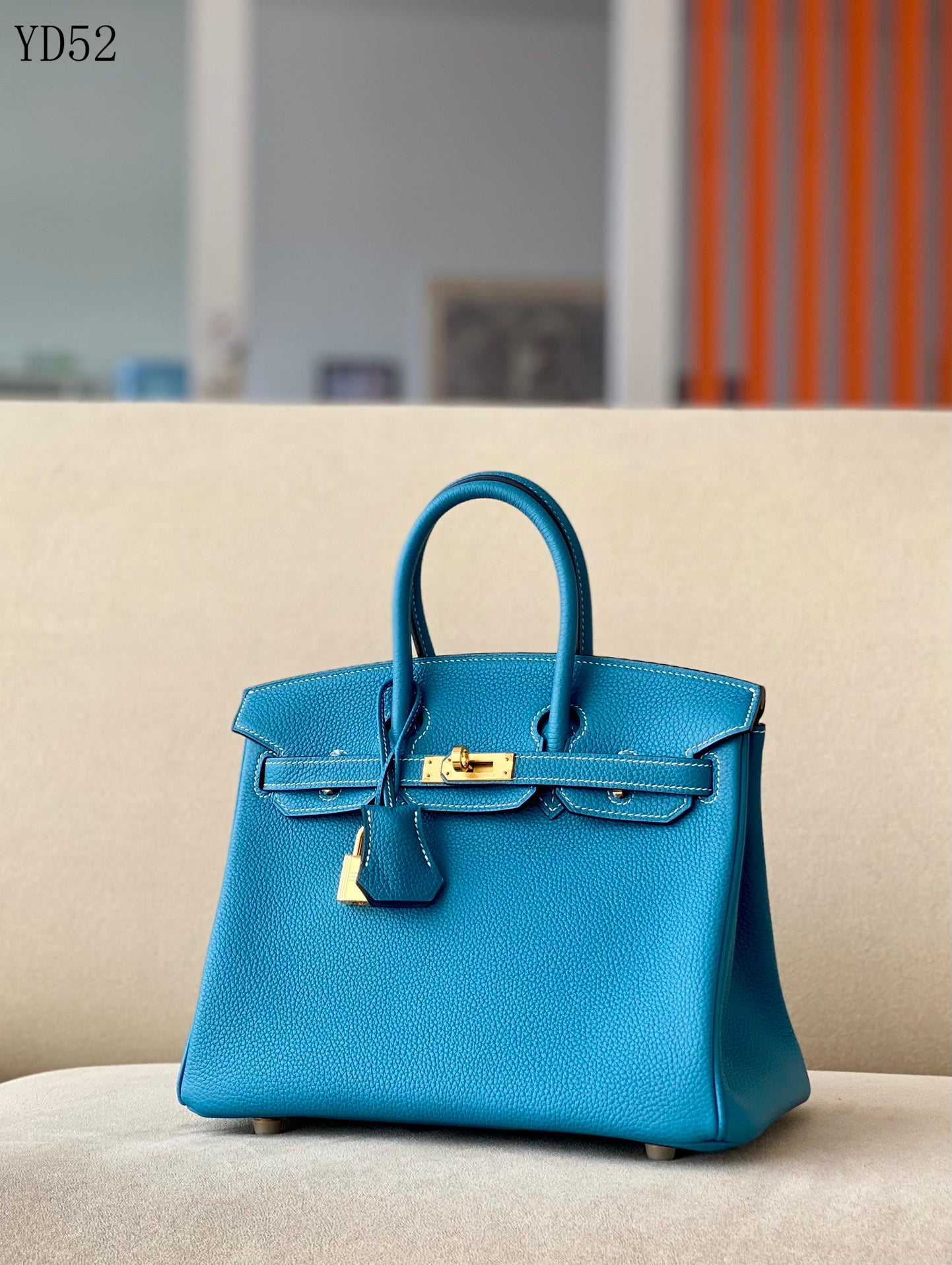 HM BAG/ 25*20*13cm
