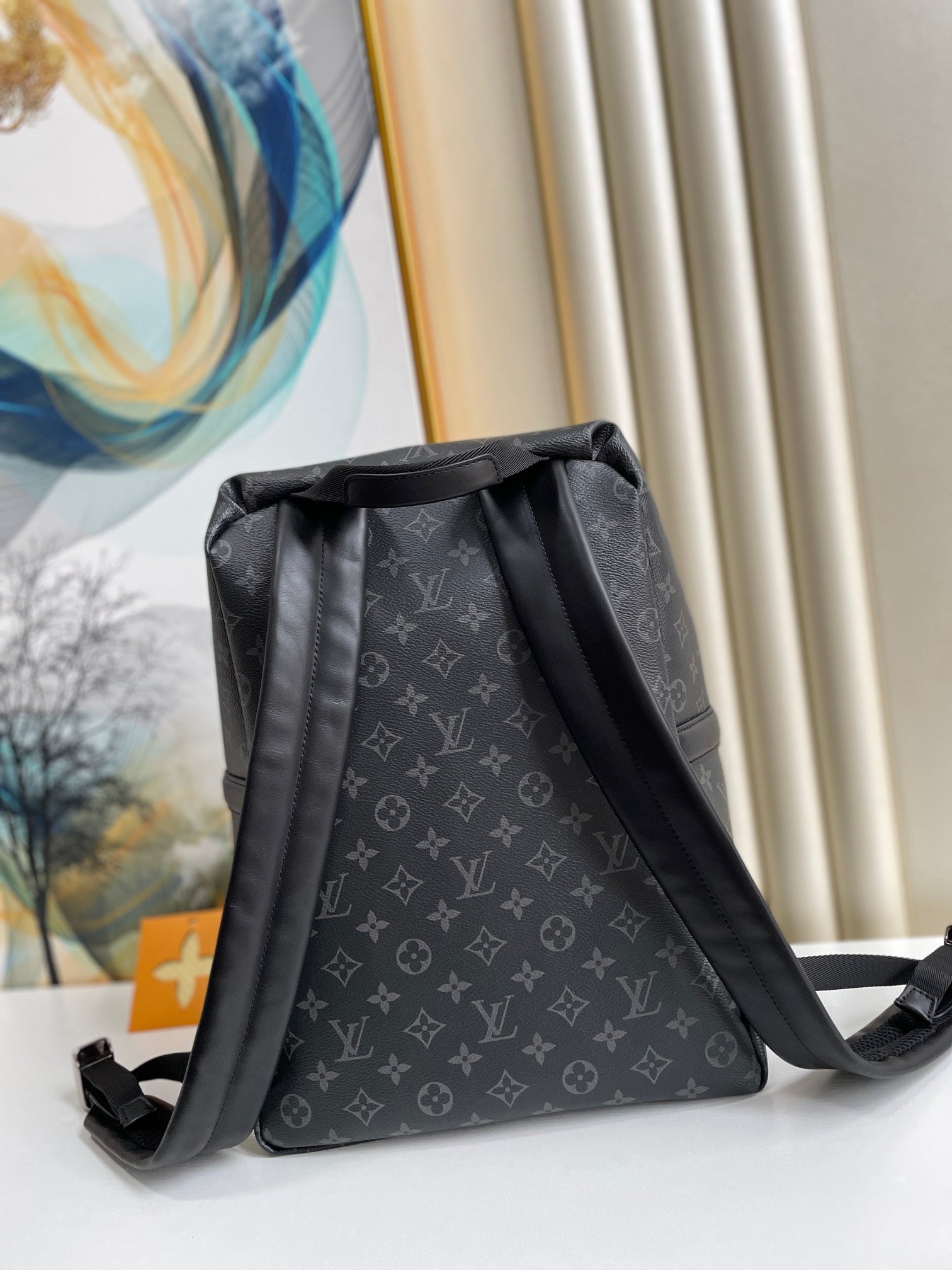 LV BAG/37 x 40 x 20 cm