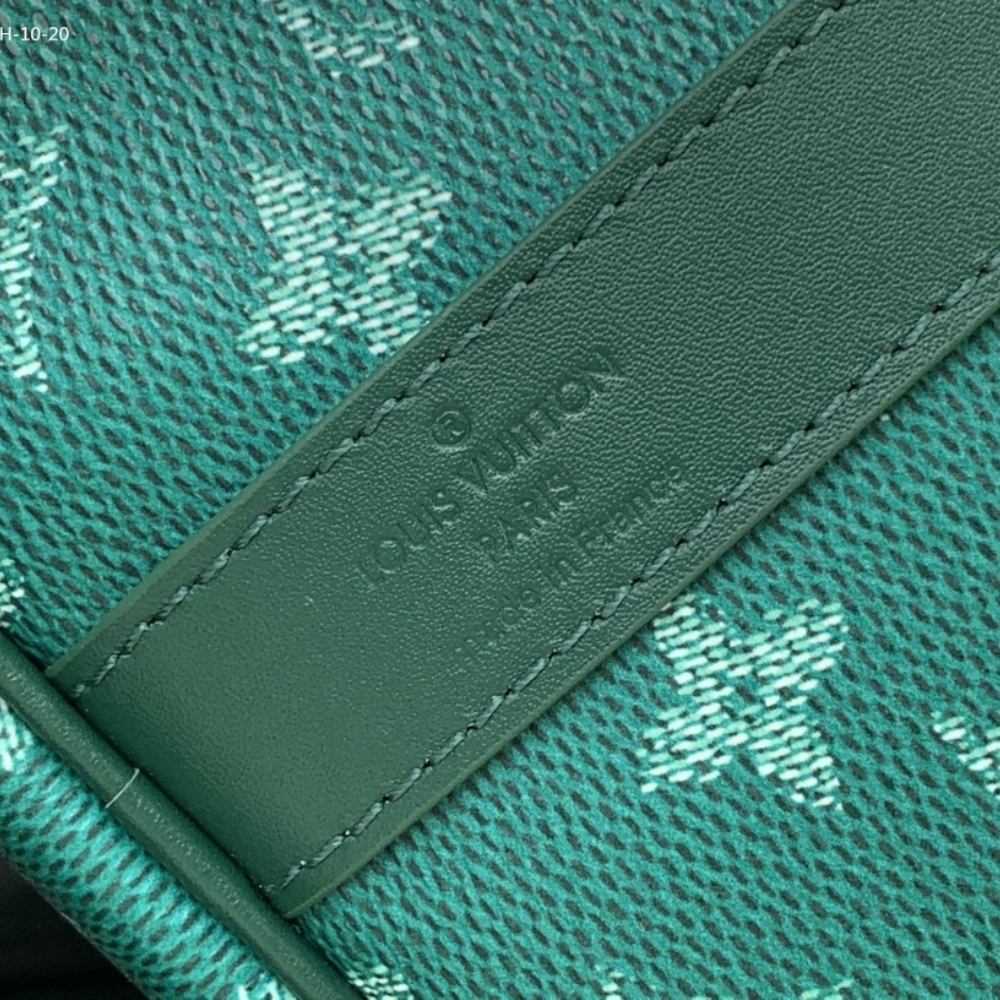 LV BAG/ 50 x 29 x 23 cm