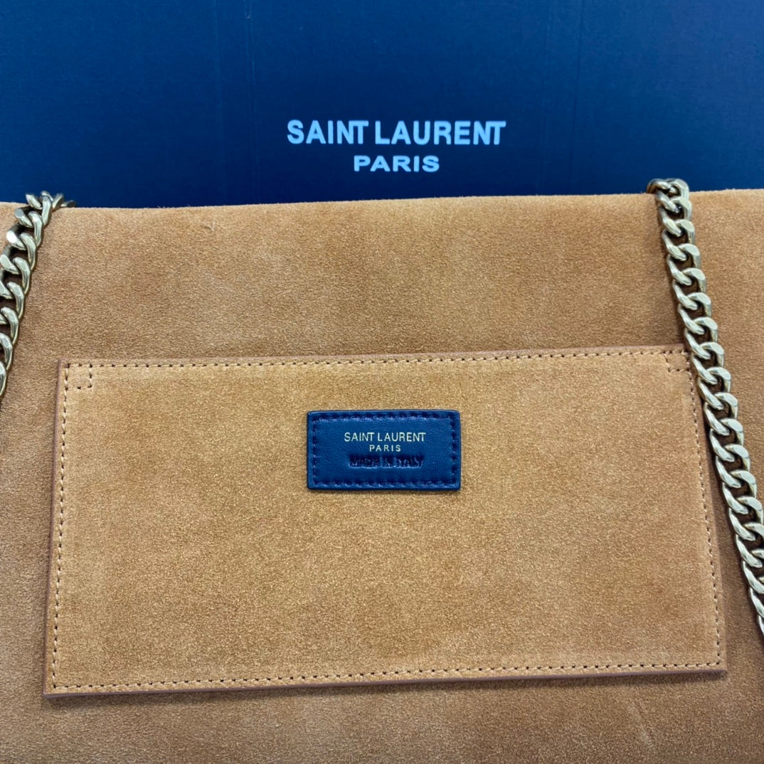 YSL BAG/  28.5 x 20 x 6 cm 