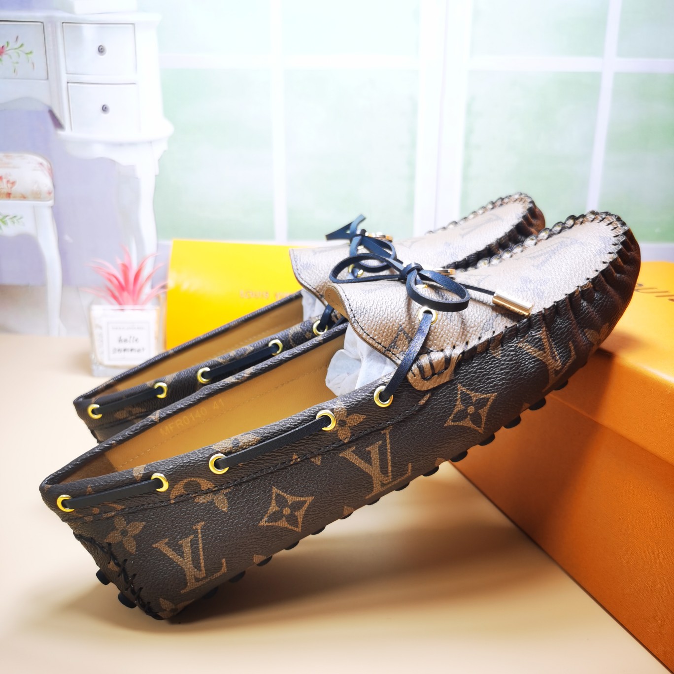 LV SHOES