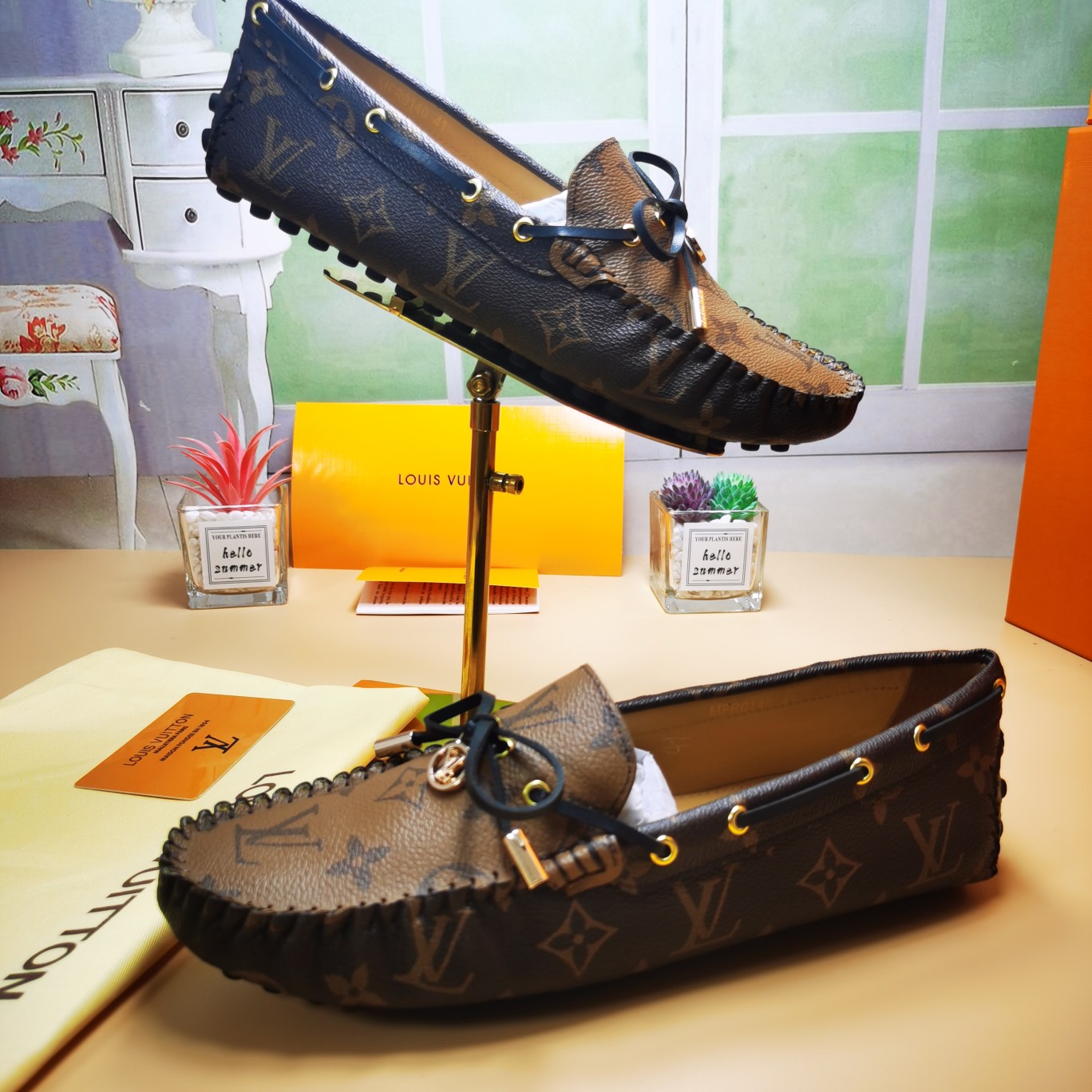 LV SHOES