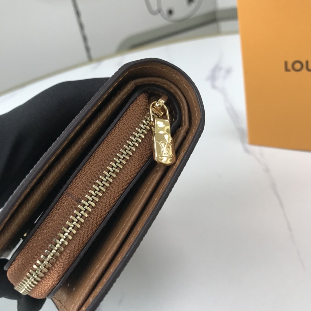 LV wallet/ 13x9cm