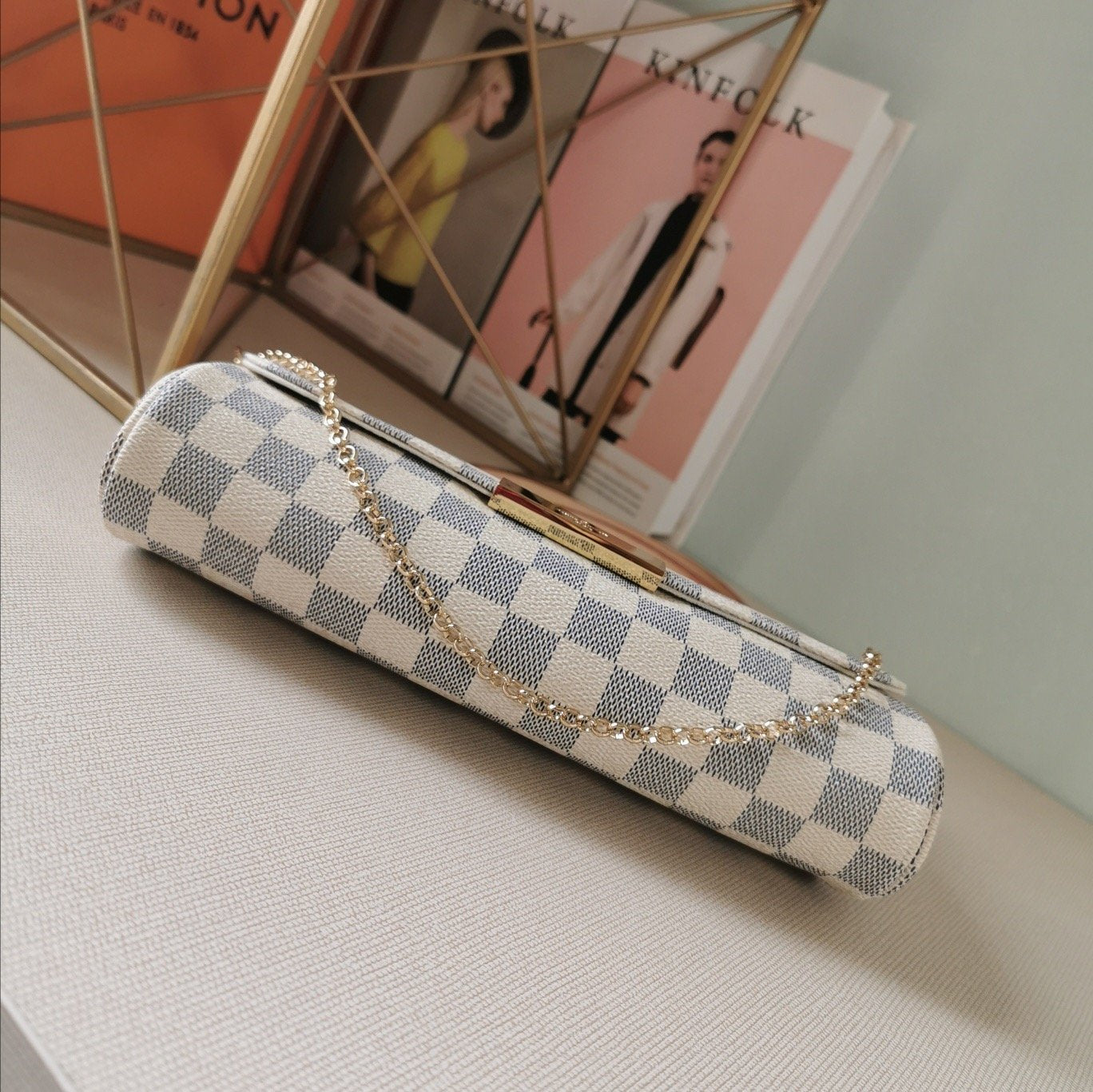 LV BAG/ 28*17*4cm