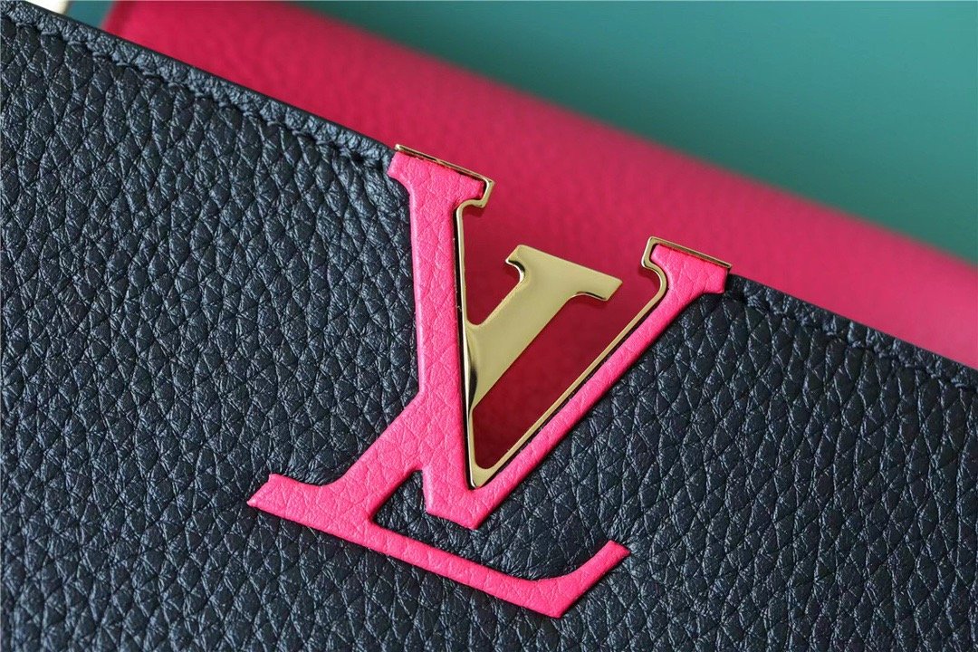 LV BAG/31.5 x 20 x 11 cm