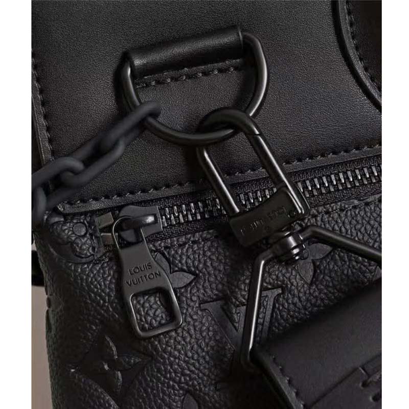 LV BAG/ 38 x 39 x 15 cm
