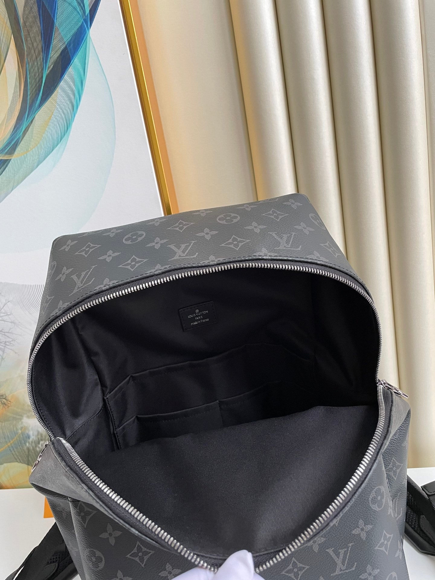 LV BAG/37 x 40 x 20 cm
