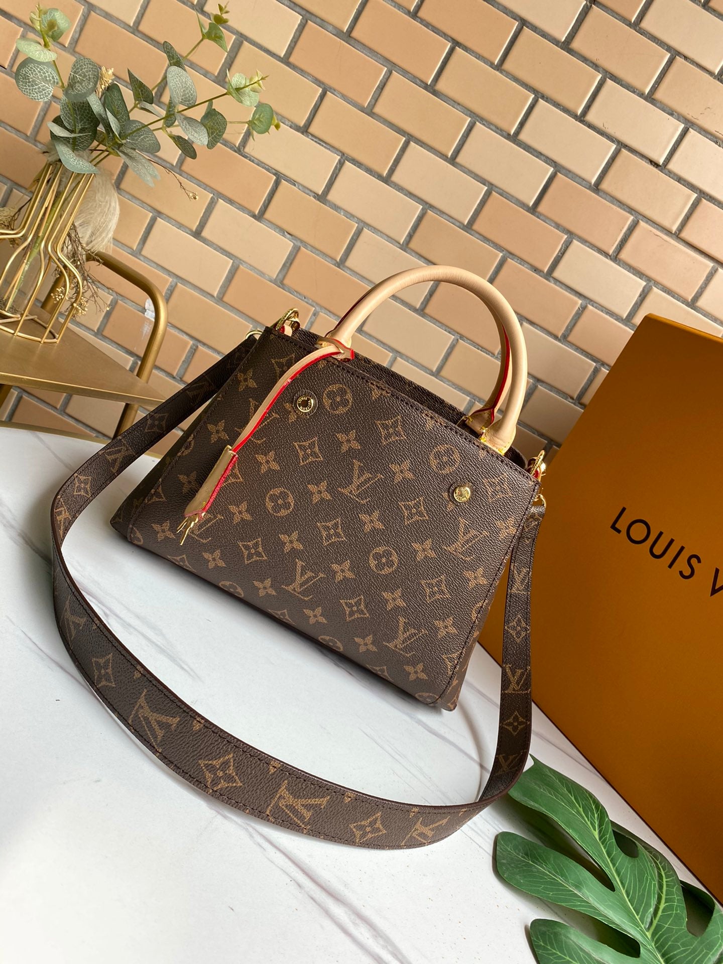 LV BAG/ 39*28*16cm