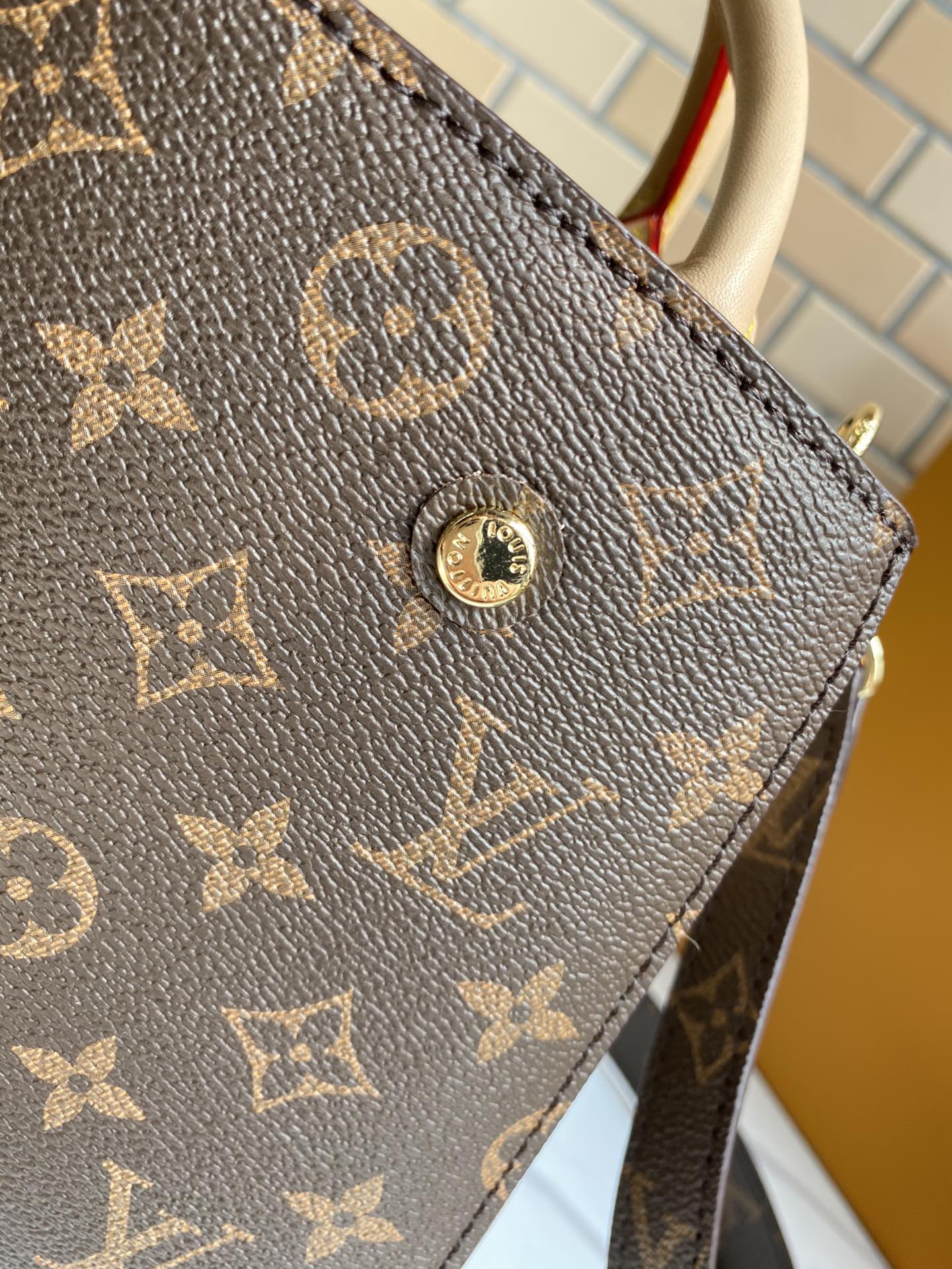 LV BAG/ 39*28*16cm