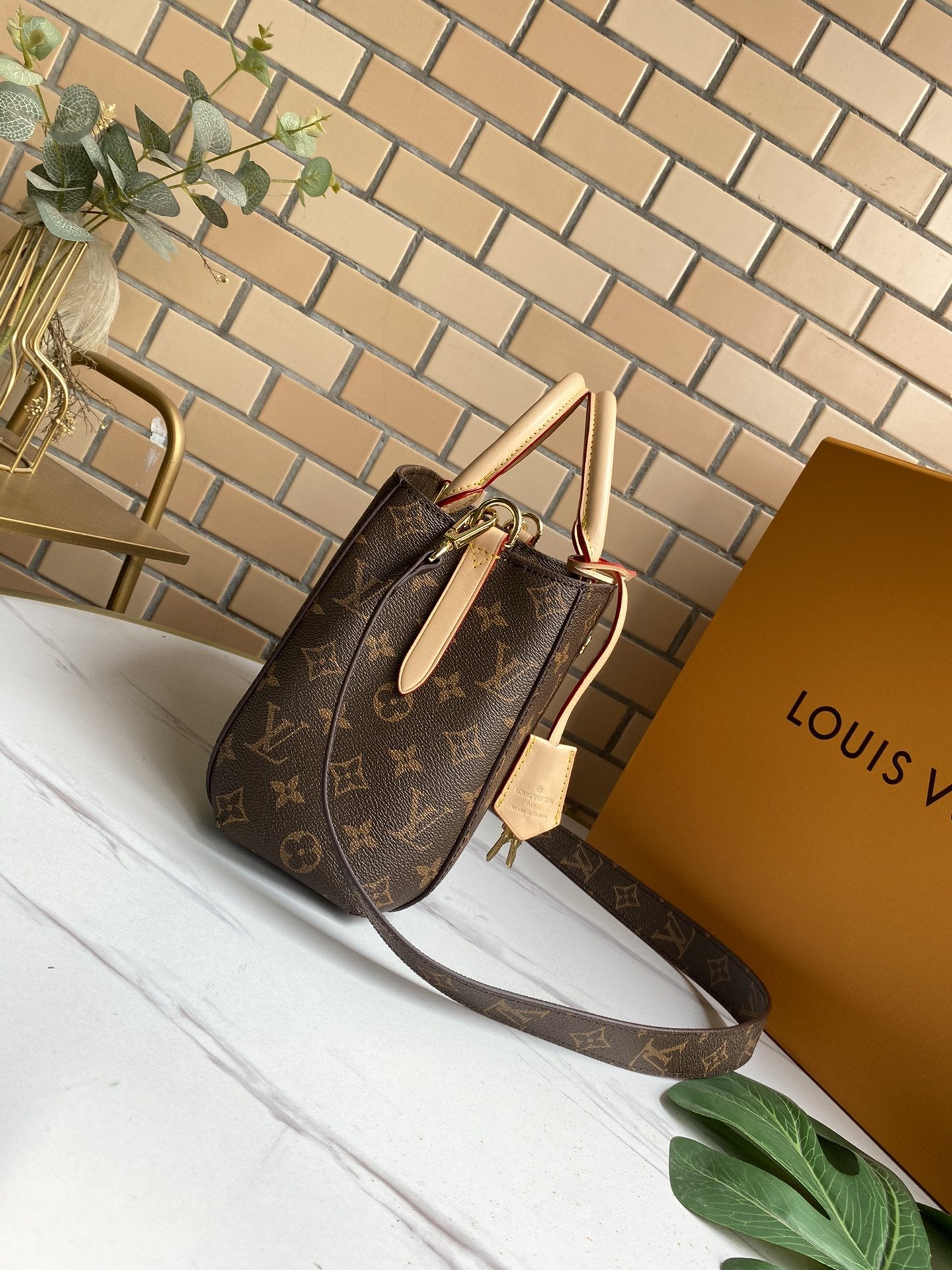 LV BAG/ 39*28*16cm