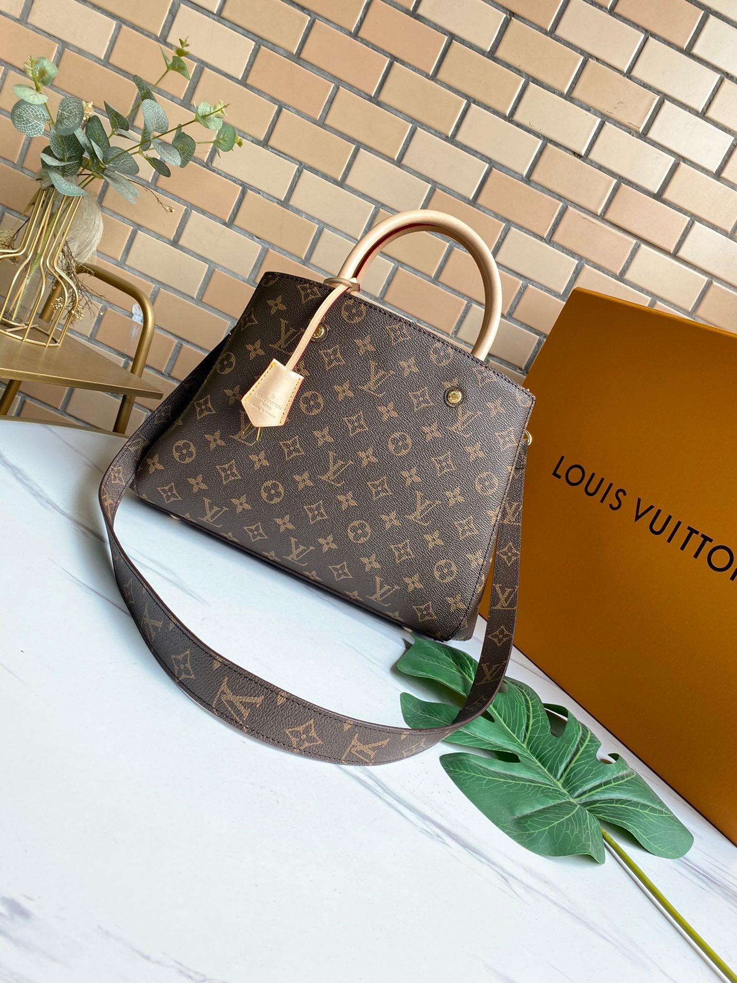 LV BAG/ 39*28*16cm