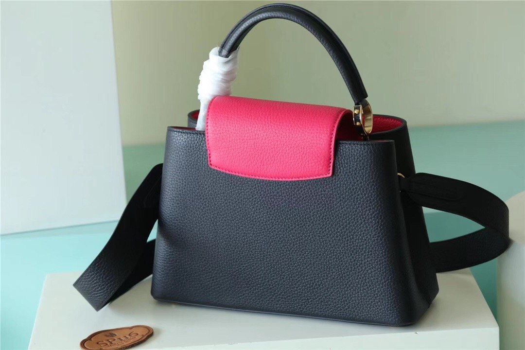 LV BAG/31.5 x 20 x 11 cm