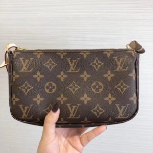 LV Bag/ 17*15*8cm