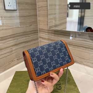 Gucci Bag/ 17*10*3cm