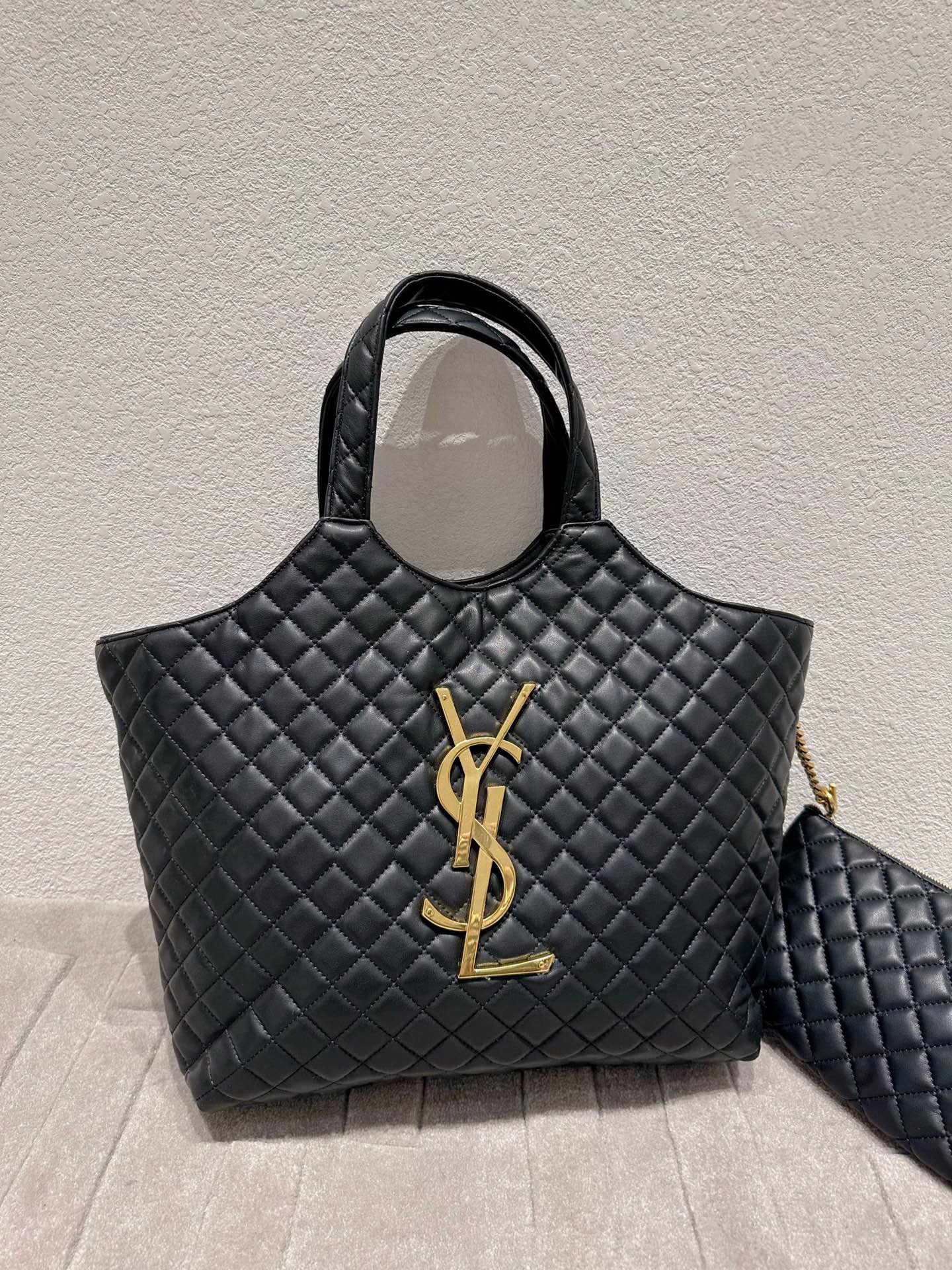 YSL BAG/ 40 x 35 cm