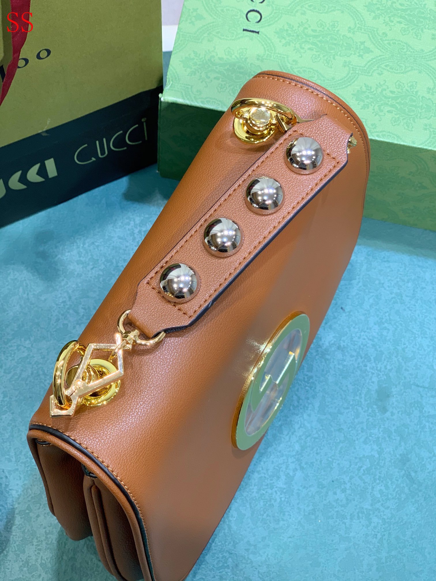 GC BAG/ 29 x 22 x 7 cm