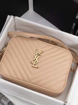 YSL Bag/ 23 x 16 x 6cm