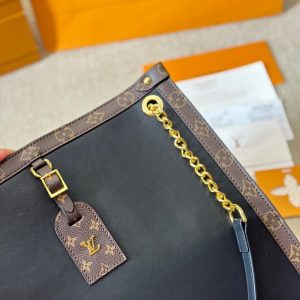 LV Bag/ 35 x 30 cm