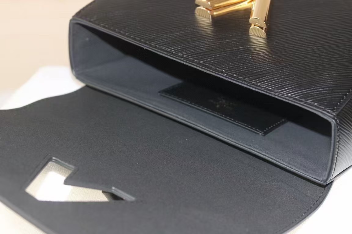 LV BAG/ 23×13×8CM