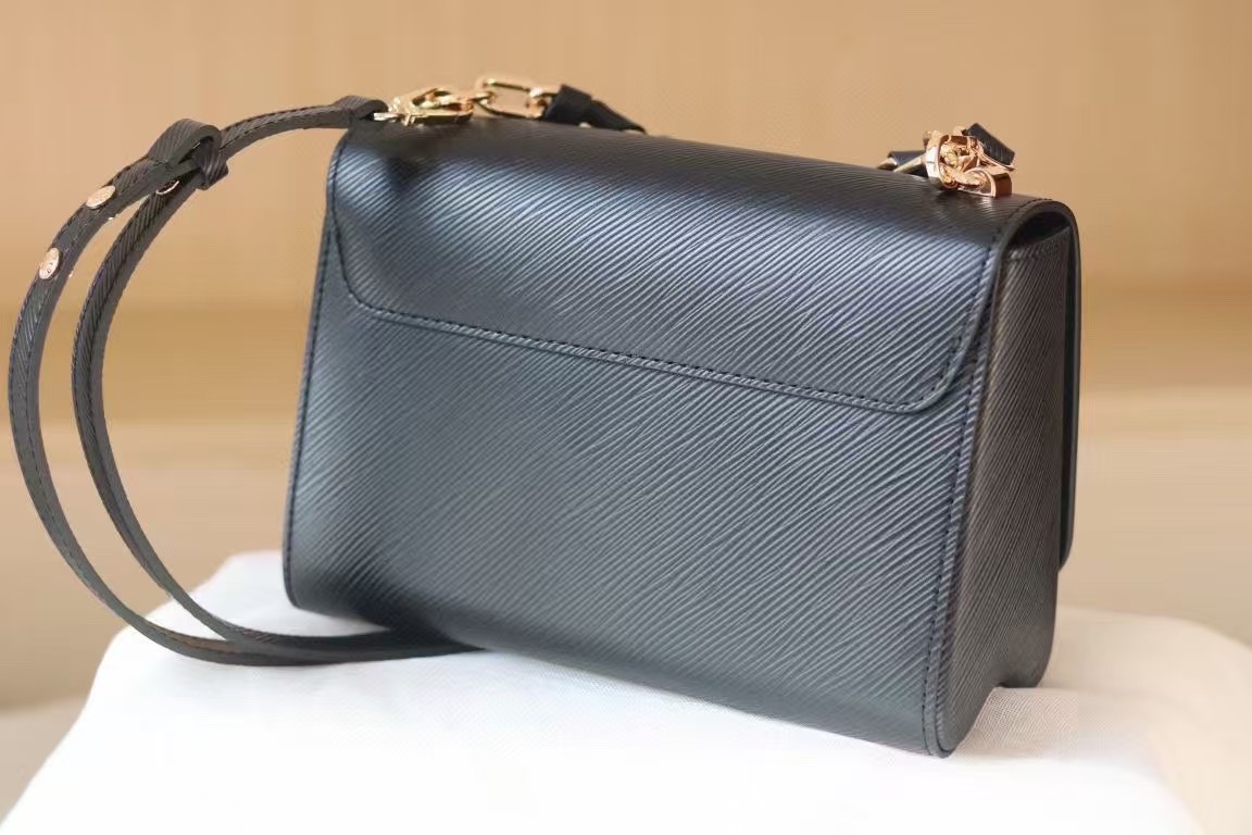 LV BAG/ 23×13×8CM