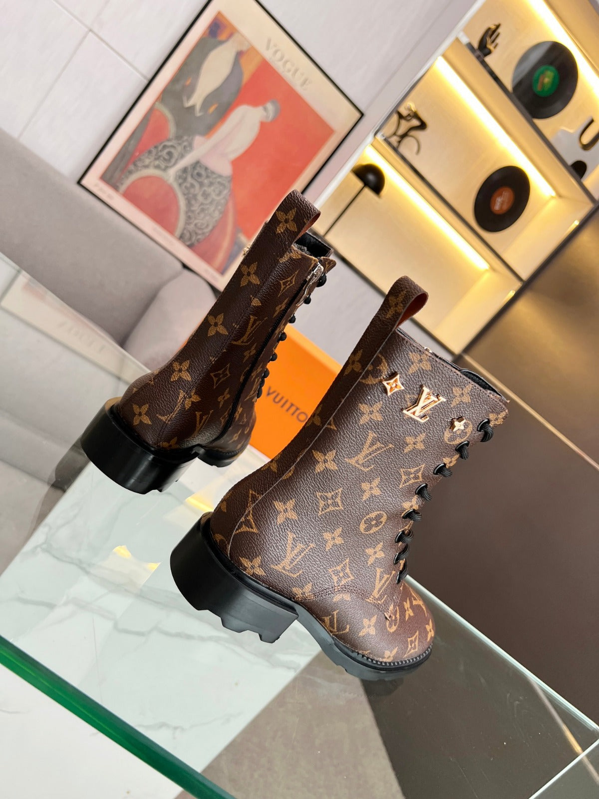 LV SHOES