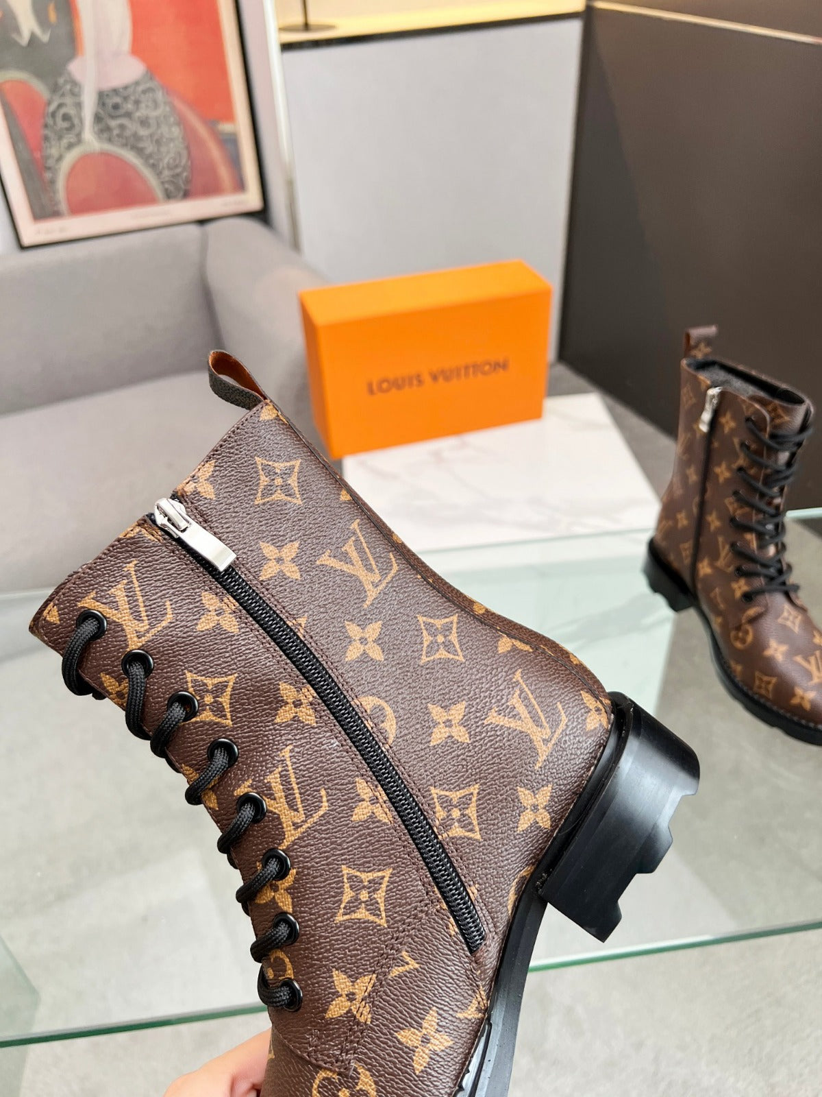 LV SHOES