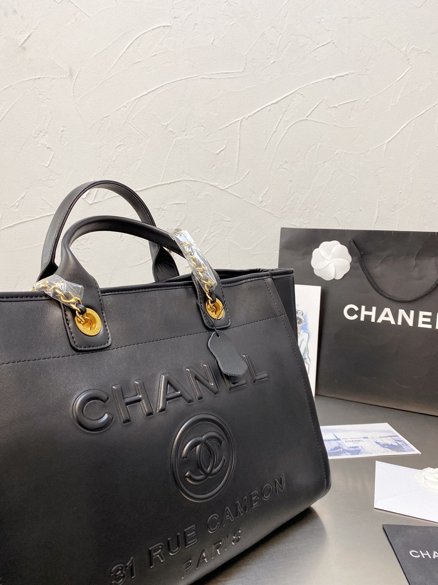CHL Bag/ 36 x 28 x 12 cm