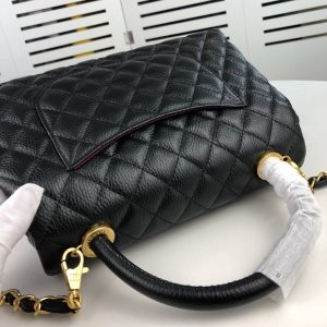 Chanel Bag/ 26 x 16 x 9 cm
