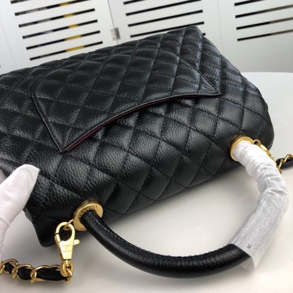 Chanel Bag/ 26 x 16 x 9 cm
