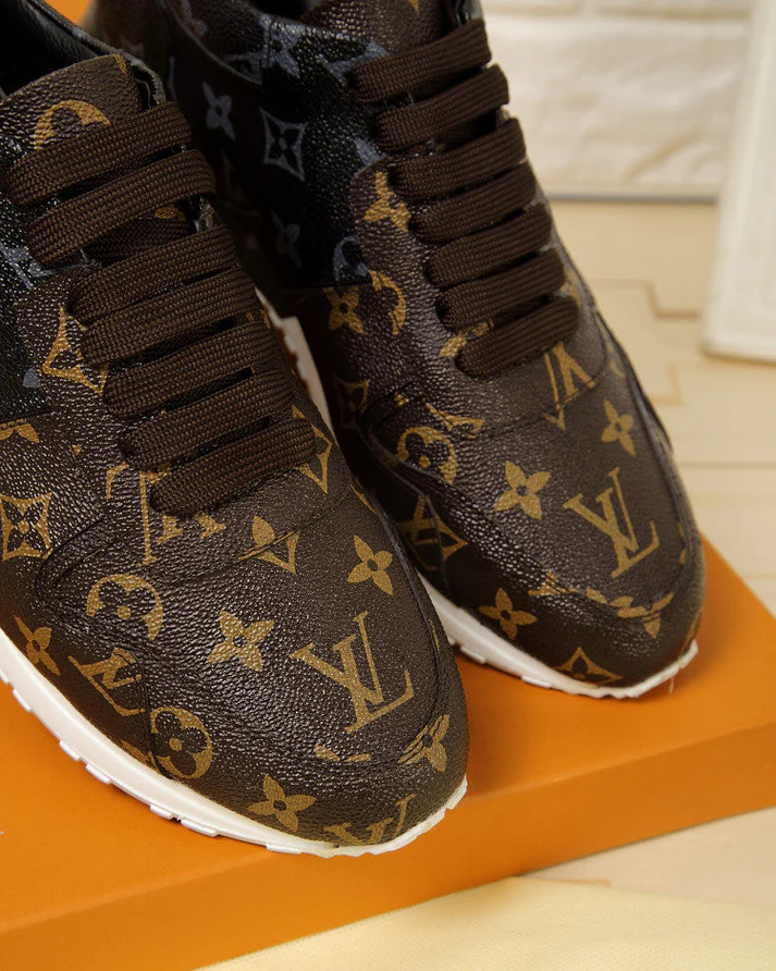 LV SHOES