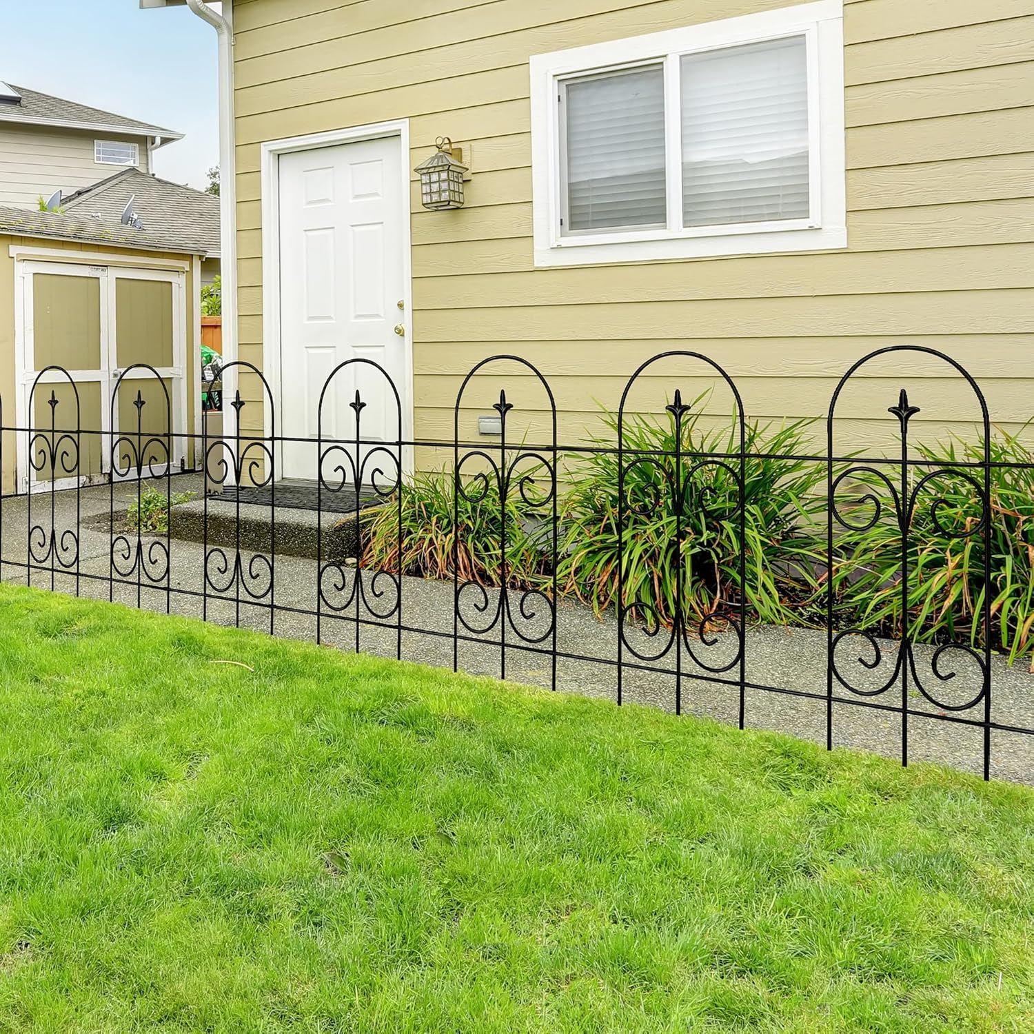 Metal Decorative Garden Fence Border 32 in .H x 17.5 in .W (14 Panels, Total Length 20 feet) No Dig Fence Rustproof Wrought Iron Landscape Fencing