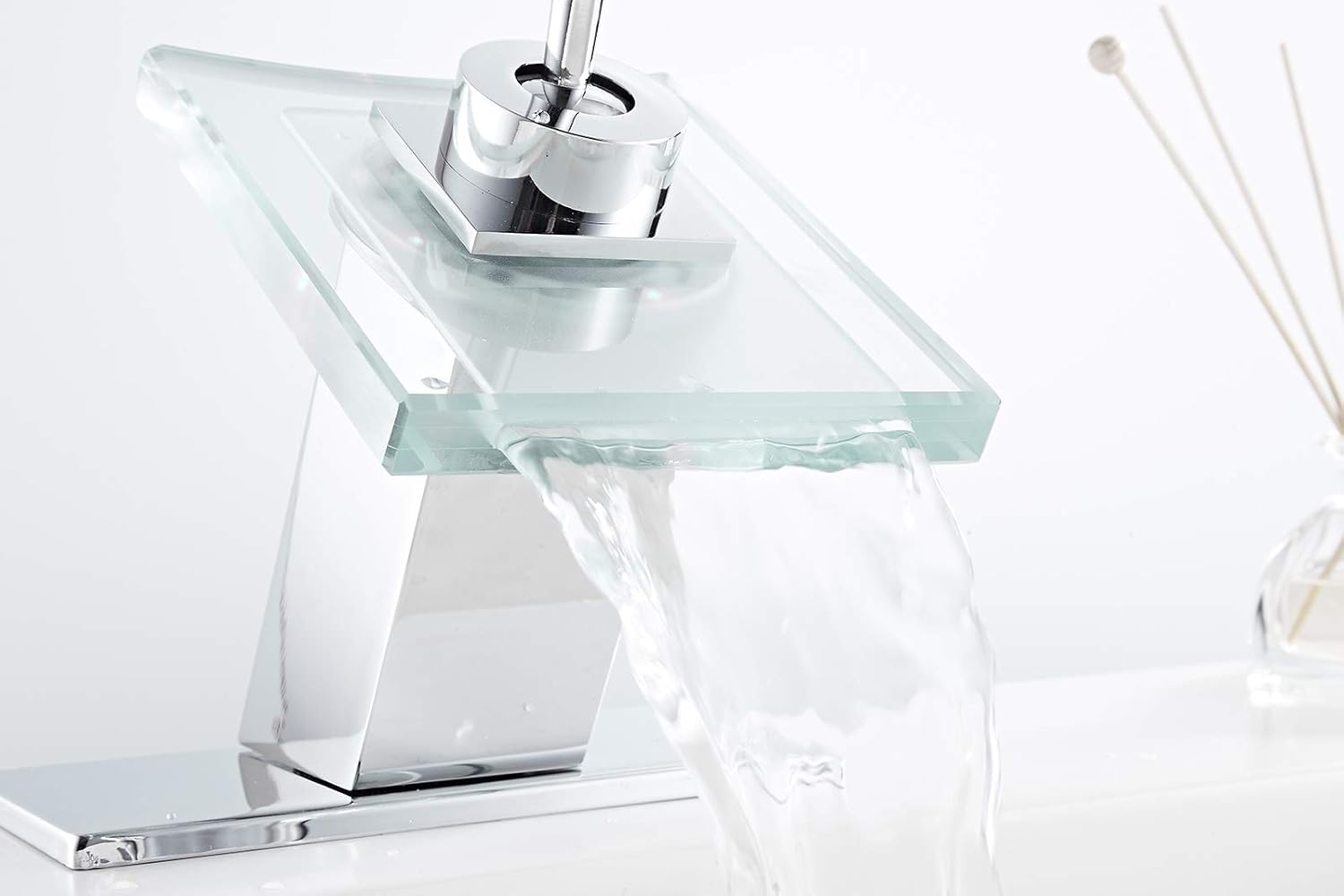 Bathroom Faucet Glass Spout Waterfall One Handle Single Hole Basin Vanity Bathroom Sink Faucet Chrome Modern Solid Brass Lavatory Bath Bathtub Faucets Mixer Tap Commercial Unique Designer