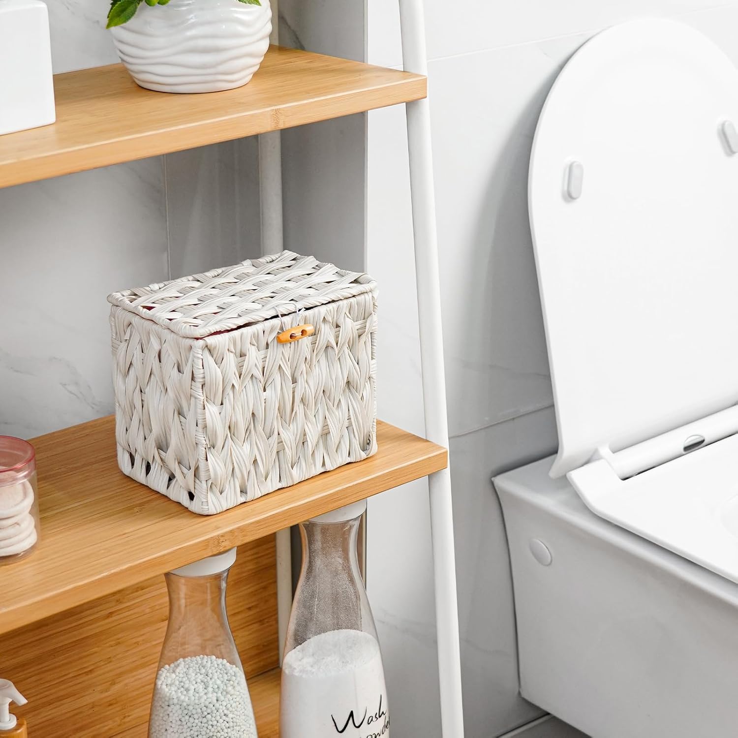 Tampon Holder for Bathroom with Lid, Plastic Wicker Feminine Product Organizer Farmhouse Style, White Tampon Basket Storage for Women Girl Stuff Swab Bathroom Decor