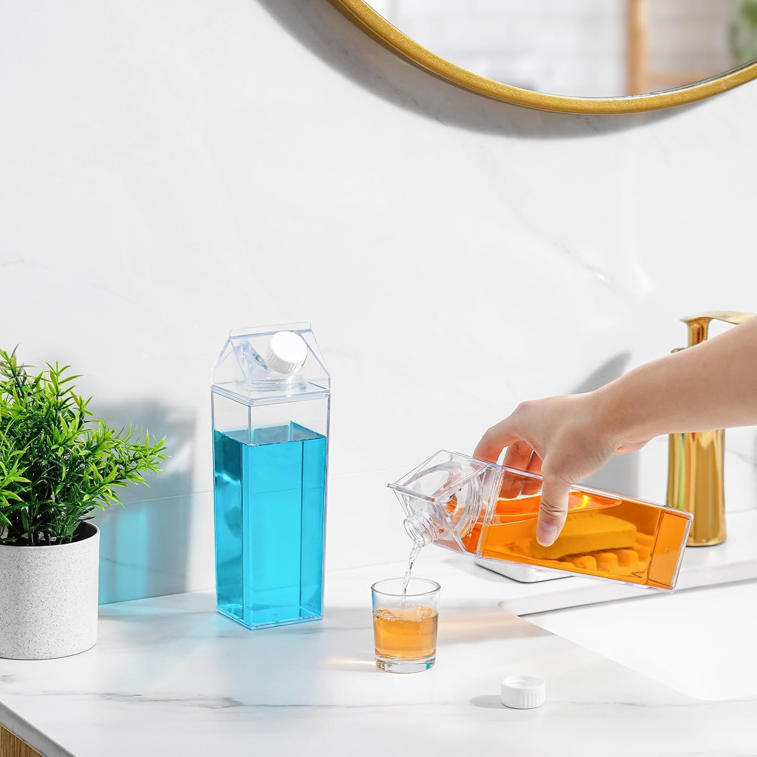 Plastic Mouthwash Dispenser for Bathroom, Mouth Wash Container with 2 Glass Cups, Lid 17OZ Clear Refillable Mouthwash Bottle Decanter, Set of 2, Square