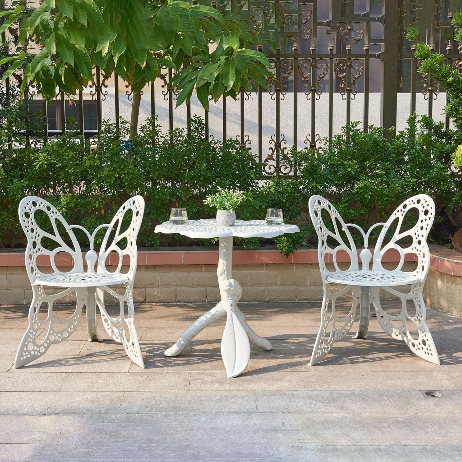 3 Pcs Outdoor Bistro Set White Cast Aluminum Patio Set Bistro Table Set Rustproof Butterfly Patio Table and Chairs for Balcony (Table and Chairs Set)
