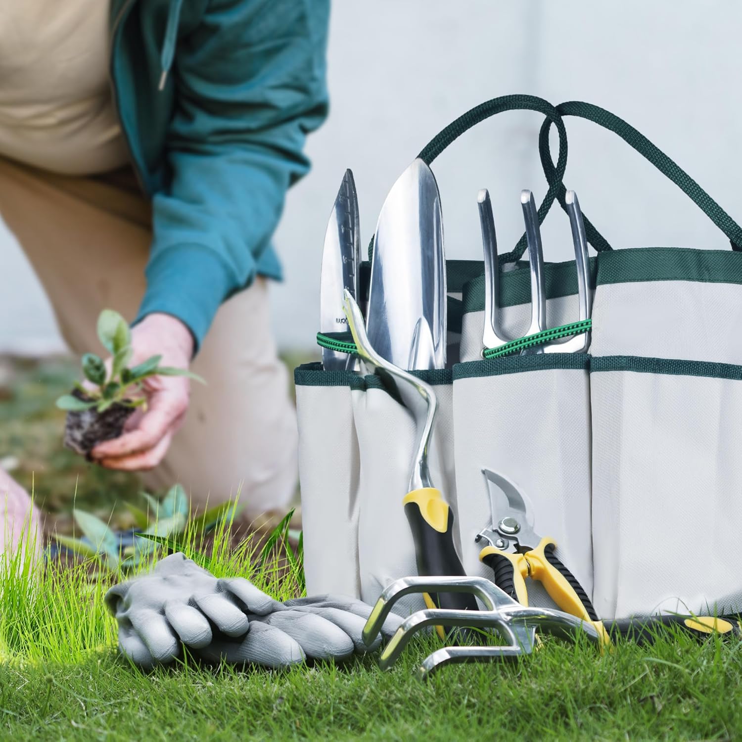 9 Piece Heavy Duty Gardening Tools Set with Non-Slip Rubber Grip, Stainless Steel Garden Tool