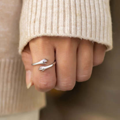 Meaningful jewelry gift to celebrate the bond between dad and daughter